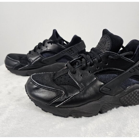 Size 8.5 - Nike Air Huarache Run Triple Black-634835-012 - Picture 8 of 9
